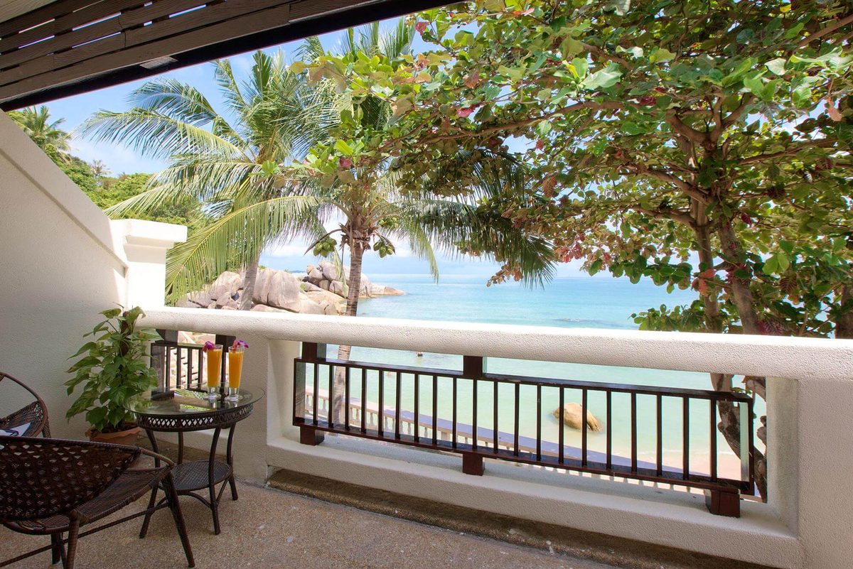 Beachfront Deluxe