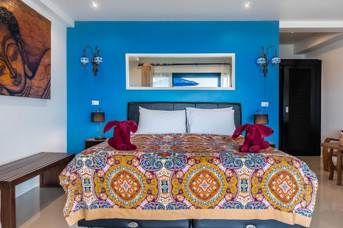 Beachfront Deluxe room interior
