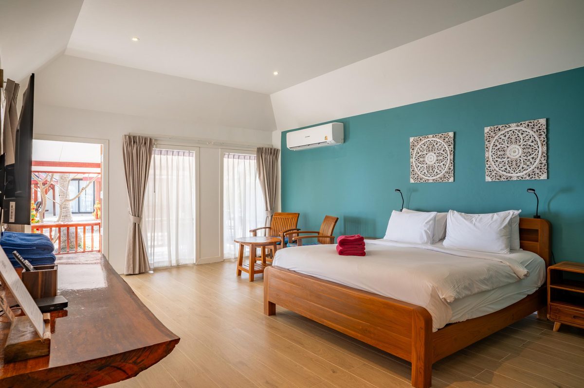 Beachfront Suite