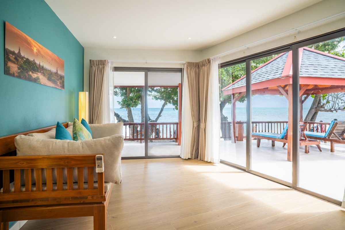 Beachfront Suite